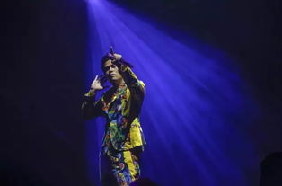 周杰倫演唱會(huì)引爆朋友圈 十萬(wàn)人狂歡創(chuàng)全國(guó)紀(jì)錄，經(jīng)紀(jì)公司深夜發(fā)文致謝