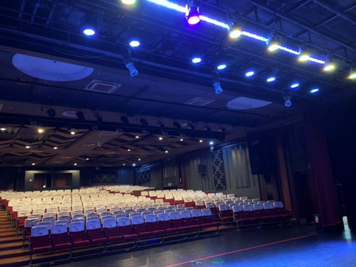 脫口秀精品專場(chǎng) 北京喜劇中心引爆京城笑點(diǎn)，專業(yè)演出經(jīng)紀(jì)助陣打造爆笑盛宴